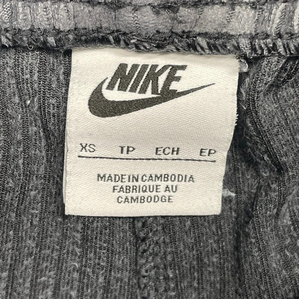 Nike Corduroy Ribbed Wide Leg Pant Women XS Dark Grey Velour Sportswear Slit Hem